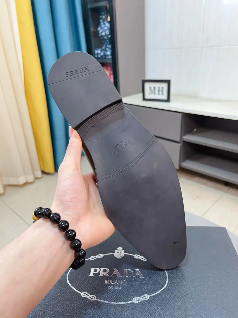 Men's shoes 💰560🌹🌹[Prada leather shoes] Top purchasing agency Original imported Italian custom-made cowhide leather surface, ➕Fully imported water-dyed breathable cowhide lining, original factory special molded sole, super comfortable, size: 38-44